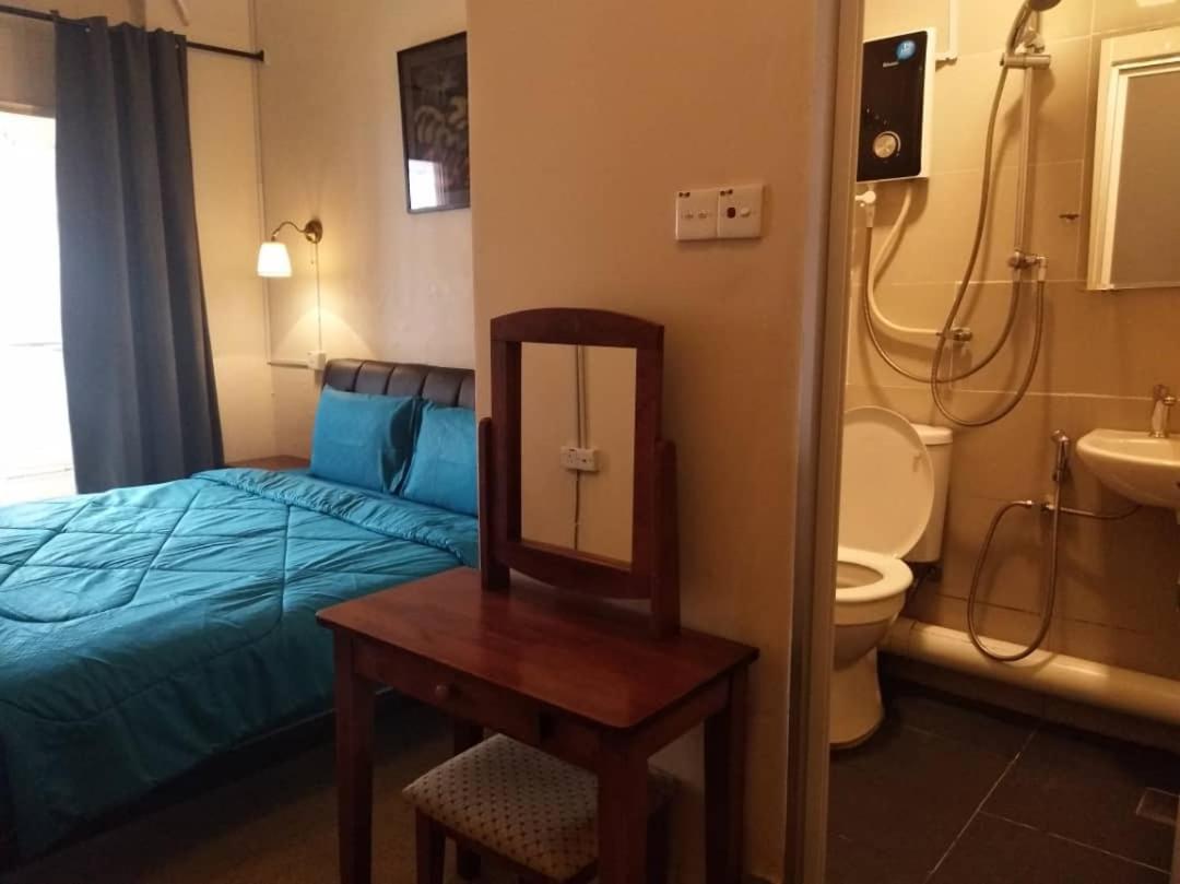 Grocer'S Inn Backpackers Guesthouse Kuala Lumpur Exterior foto